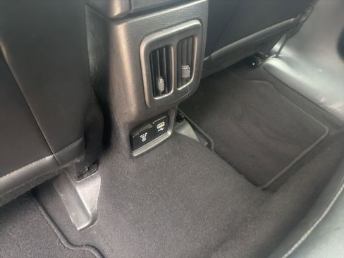 Used 2021 Jeep Compass Limited AWD/4WD image 28