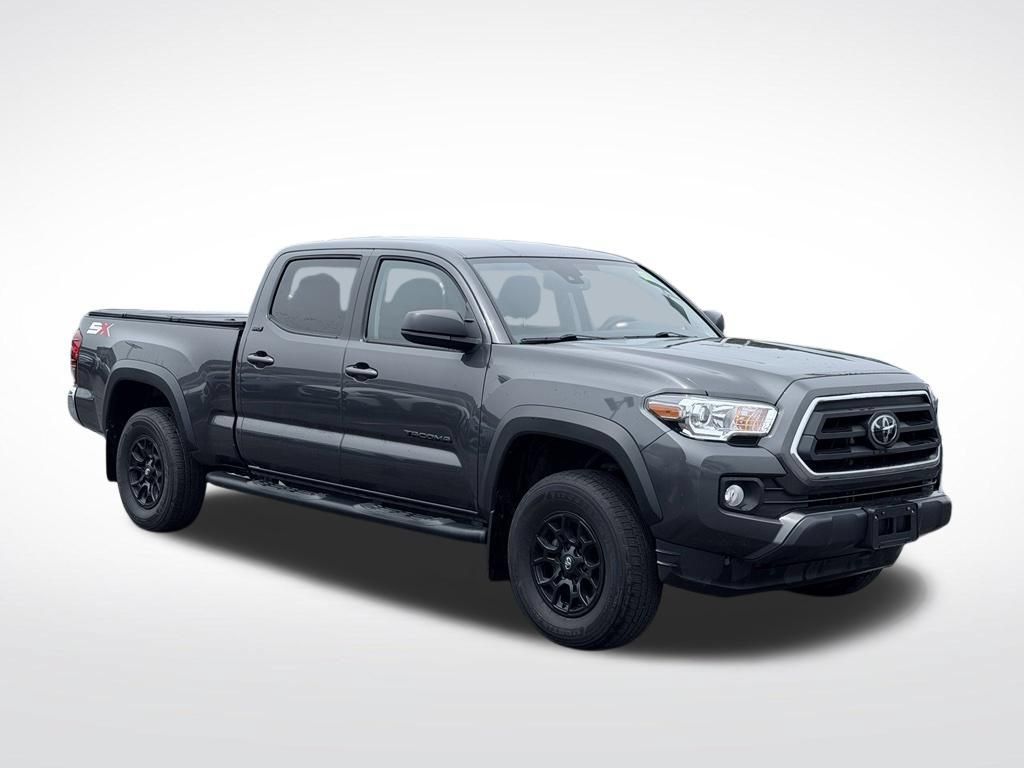 Used 2023 Toyota Tacoma SR5 w/ SX Package AWD/4WD image 4