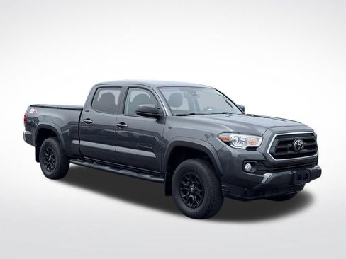 Used 2023 Toyota Tacoma TRD Sport AWD/4WD image 4