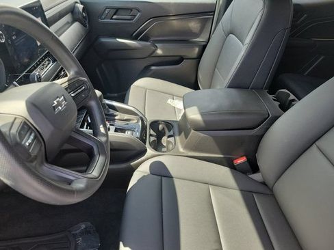 Used 2024 Chevrolet Colorado Trail Boss w/ Advanced Trailering Package AWD/4WD image 17