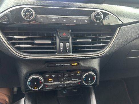Used 2022 Ford Escape SEL w/ SEL Stealth AWD Package image 14