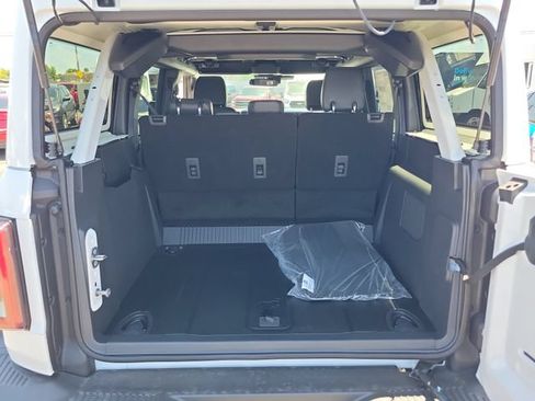 New 2026 Ford Bronco Badlands AWD/4WD image 7