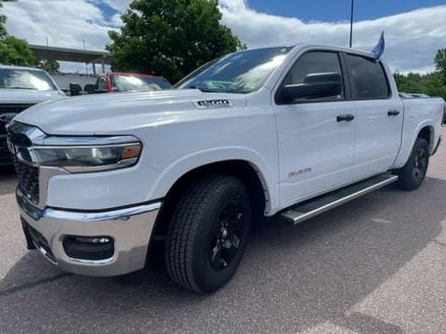 Used 2025 RAM 1500 Big Horn AWD/4WD image 6