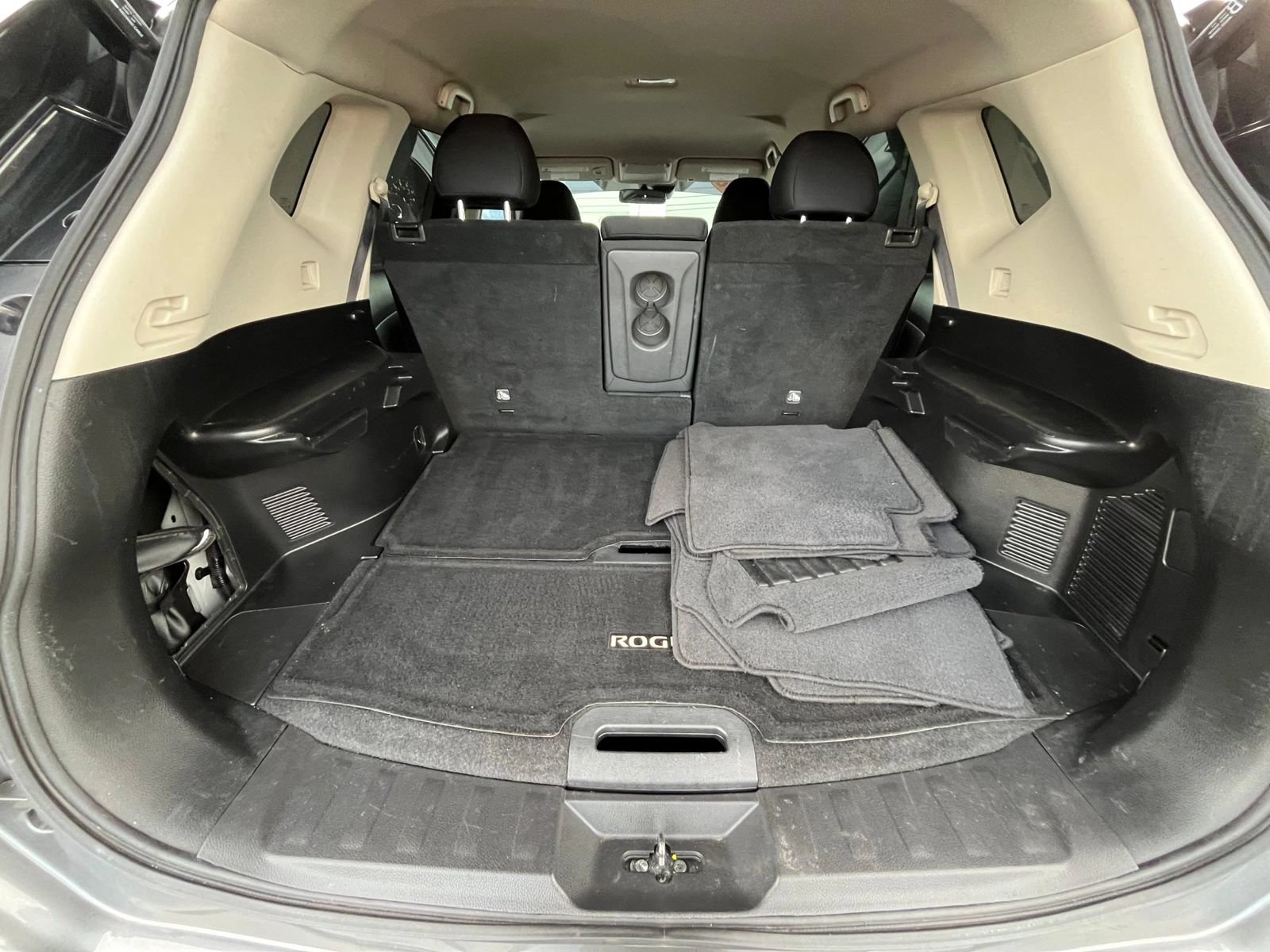 Used 2020 Nissan Rogue S w/ Special Edition Package AWD/4WD image 7