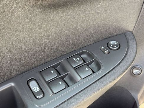 Used 2010 Chevrolet Malibu LT w/ Interface Package FWD image 24