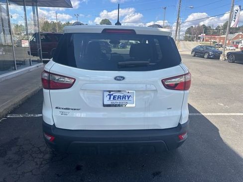 Used 2021 Ford EcoSport SE w/ SE Convenience Package image 4