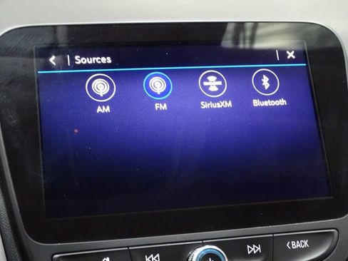 Used 2023 Chevrolet Malibu LT FWD image 29