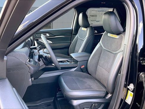 New 2026 Ford Explorer Tremor w/ Tremor Ultimate Package AWD/4WD image 26