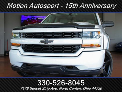 Used 2018 Chevrolet Silverado 1500 Custom w/ Custom Convenience Package AWD/4WD image 51