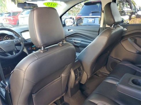 Used 2019 Ford Escape SEL image 12