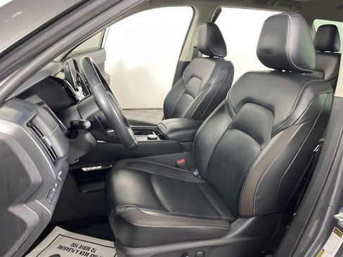 Used 2023 Nissan Pathfinder SL w/ SL Premium Package AWD/4WD image 19