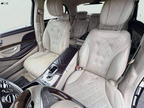 Used 2017 Mercedes-Benz S 550 4MATIC Sedan image 21