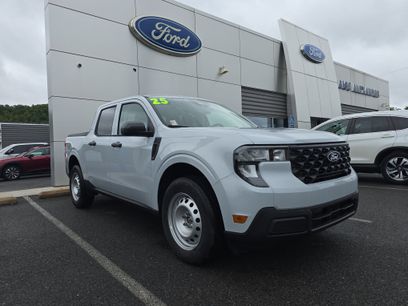 New 2025 Ford Maverick XL