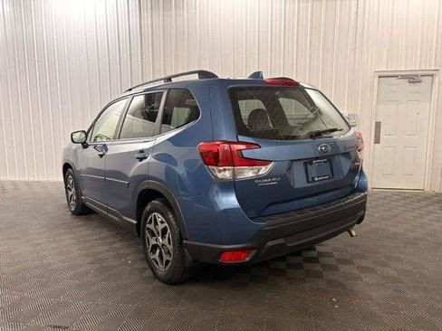 Used 2019 Subaru Forester Premium w/ All-Weather Package AWD/4WD image 3