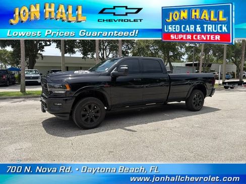 Used 2024 RAM 3500 Limited w/ Night Edition AWD/4WD image 2