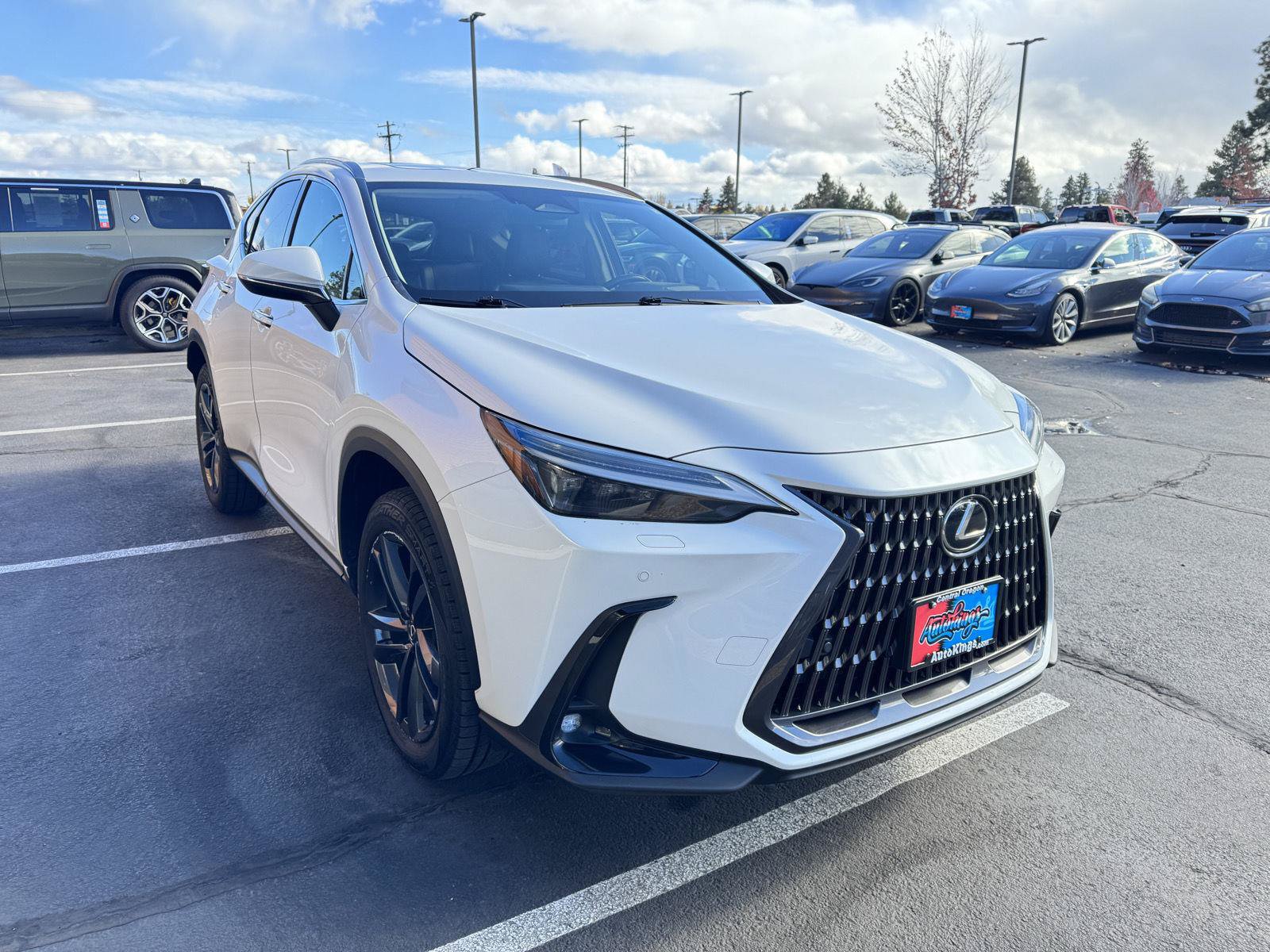 Used 2023 Lexus NX 450h+ AWD image 7