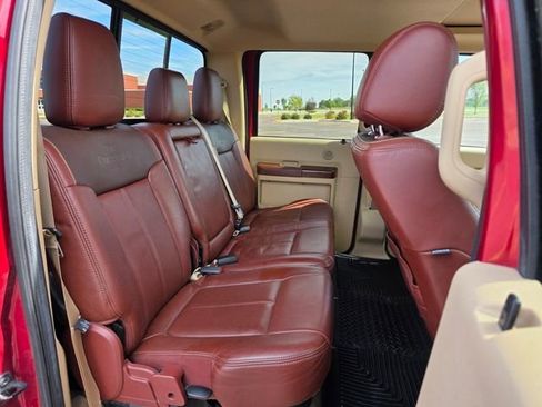 Used 2013 Ford F350 King Ranch w/ King Ranch w/Chrome Pkg image 24