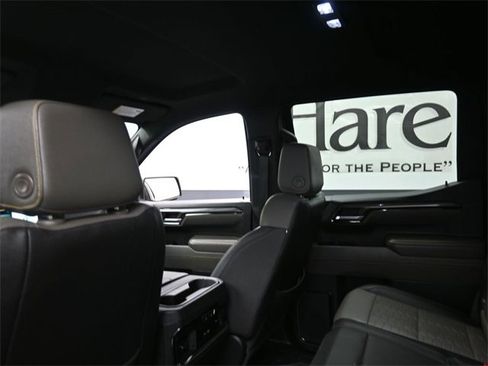 Used 2022 Chevrolet Silverado 1500 ZR2 image 24