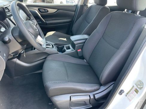 Used 2018 Nissan Rogue Sport S w/ S Appearance Package AWD/4WD image 7