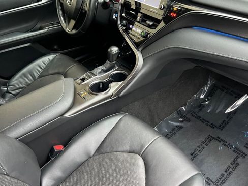 Used 2024 Toyota Camry XSE image 12