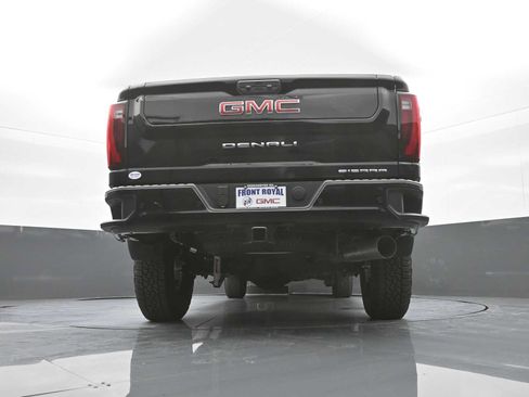 New 2026 GMC Sierra 2500 Denali w/ Technology Package AWD/4WD image 42