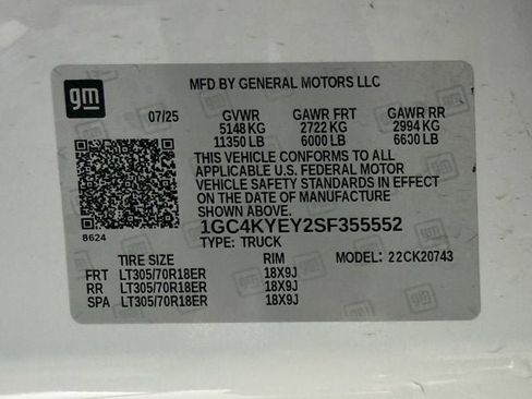Certified 2025 Chevrolet Silverado 2500 ZR2 w/ Technology Package AWD/4WD image 14