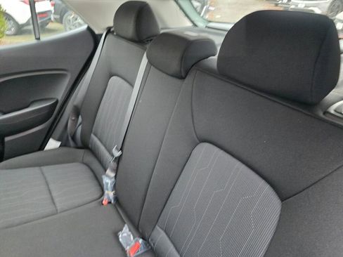 Used 2026 Hyundai Venue SE image 17