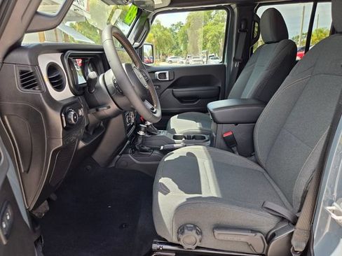 Used 2024 Jeep Wrangler Unlimited Sport AWD/4WD image 13
