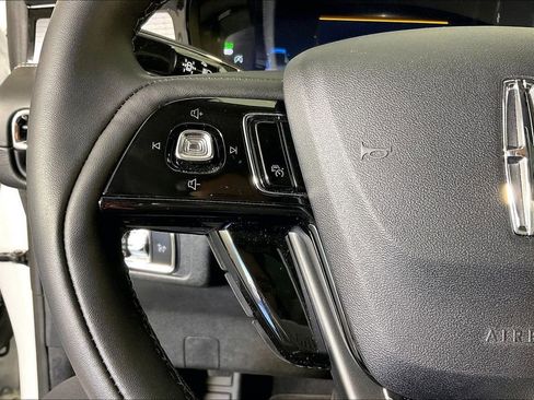 Used 2026 Lincoln Corsair Premiere FWD image 26