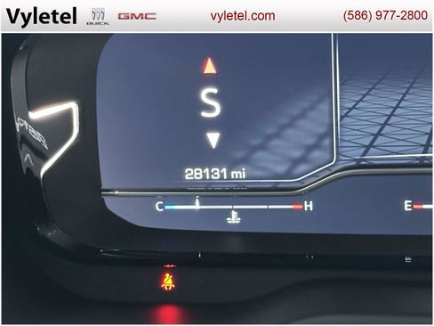 Certified 2023 GMC Yukon Denali Ultimate image 26