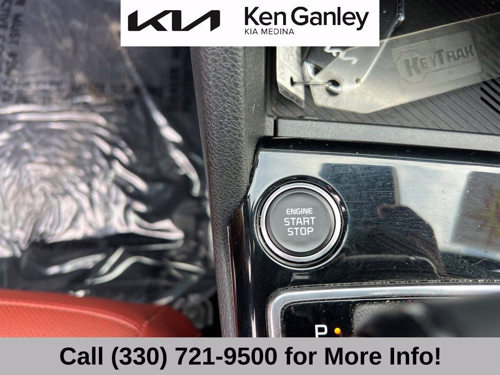Certified 2024 Kia Sportage SX AWD/4WD image 35