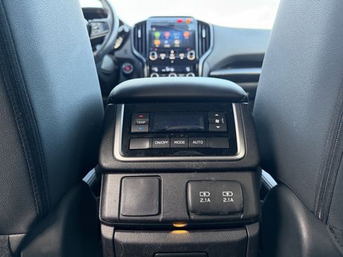 Used 2022 Subaru Ascent Onyx Edition image 27