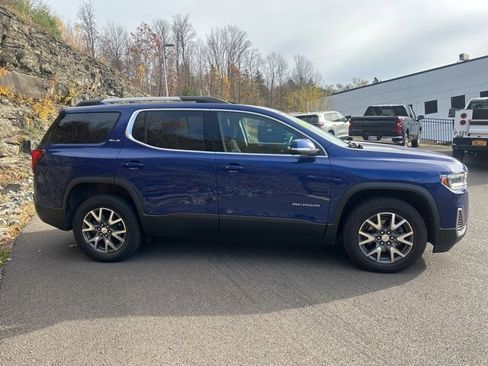 Certified 2023 GMC Acadia SLE w/ Driver Convenience Package image 5