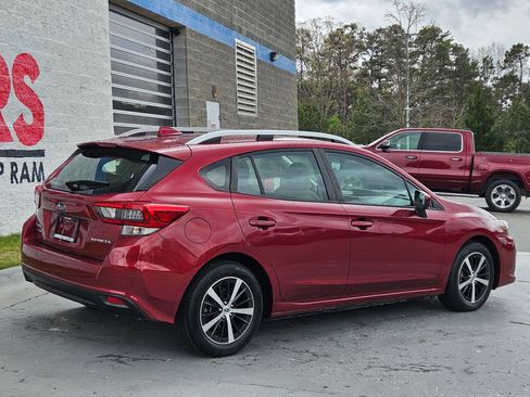 Used 2022 Subaru Impreza 2.0i Premium AWD/4WD image 7