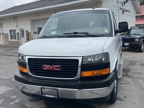 Used 2020 GMC Savana 2500 w/ Driver Convenience Package RWD image 2