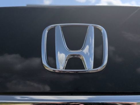 Used 2015 Honda Accord EX image 6