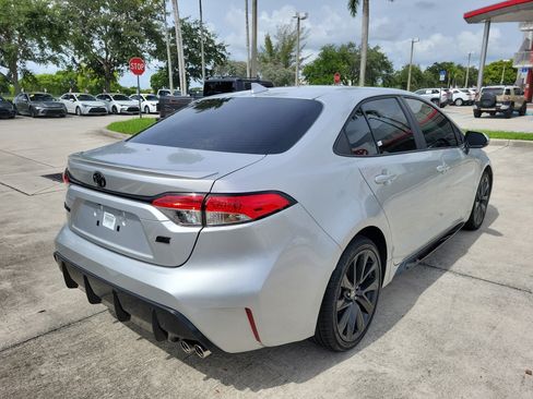 Used 2025 Toyota Corolla SE FWD image 7