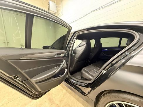 Used 2023 BMW M5 image 55