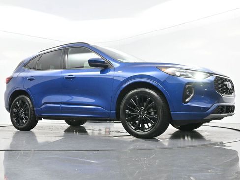 Used 2023 Ford Escape ST-Line Elite AWD/4WD image 42