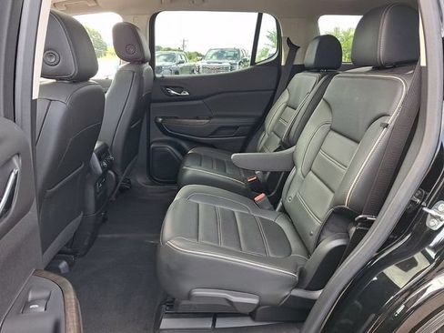 Used 2023 GMC Acadia Denali w/ Denali Ultimate Package AWD/4WD image 18