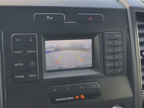 Certified 2017 Ford F150 XLT w/ Equipment Group 301A Mid image 18