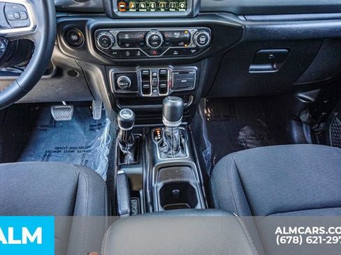 Used 2023 Jeep Gladiator Overland image 40