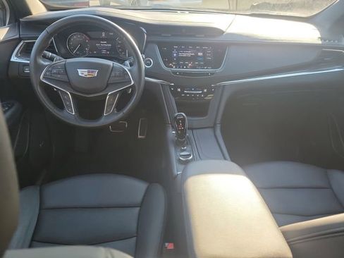 Certified 2022 Cadillac XT5 Sportv AWD/4WD image 8