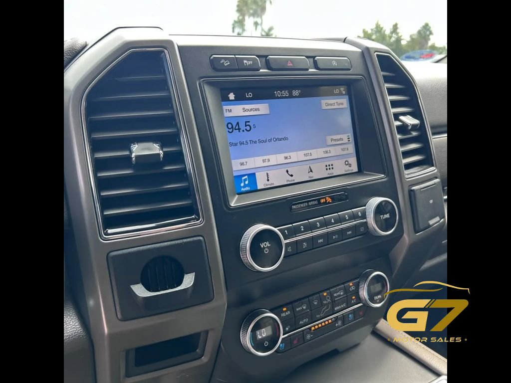 Used 2019 Ford Expedition XLT w/ Equipment Group 202A AWD/4WD image 8