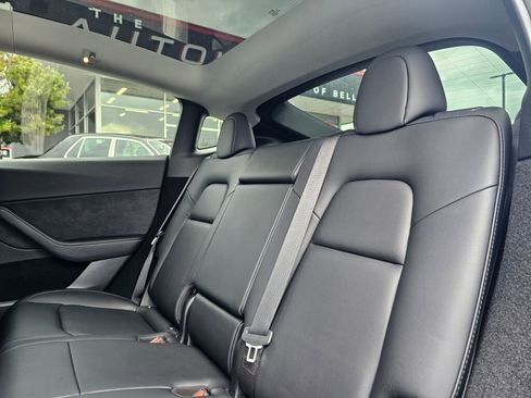 Used 2023 Tesla Model Y Performance AWD/4WD image 19