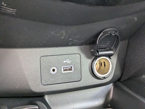 Used 2021 Nissan Rogue Sport SL image 23