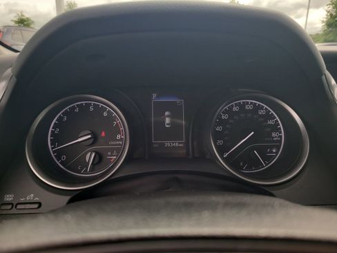Used 2024 Toyota Camry SE FWD image 16