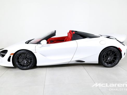 New 2027 McLaren 750S Spider RWD image 7