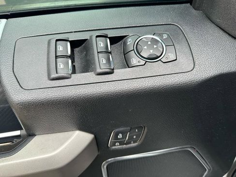 Used 2018 Ford F150 Lariat AWD/4WD image 9