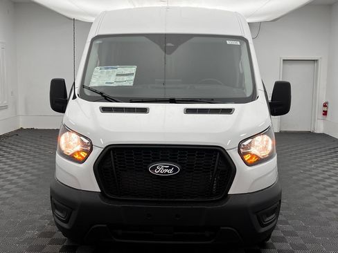 New 2026 Ford Transit 250 148 Medium Roof w/ Load Area Protection Package RWD image 14